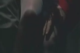 Một phim sex moi nhat gai dep người phụ nữ bốn mươi tuổi xinh đẹp bị một bầy cặc nện vào mông một cách thích thú.