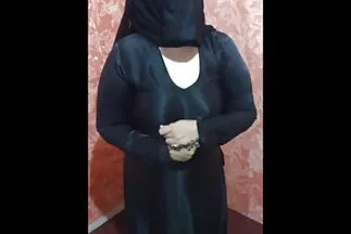 Anh ấy sex nhật kimono về nhà sớm hơn thường lệ và biết được người mình yêu đang làm gì.